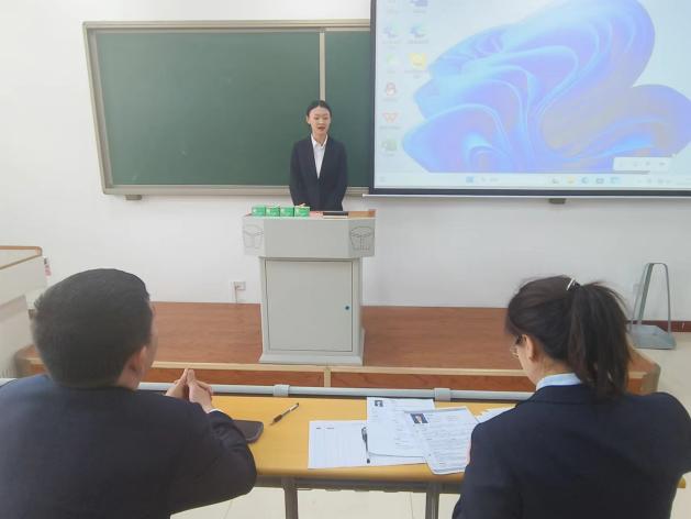 5a9884e436ba9f5379f3592670a78b1c_